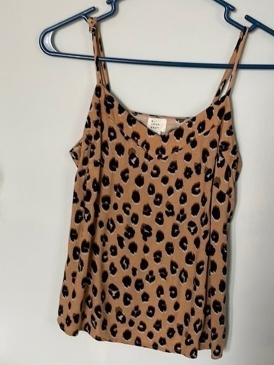 Tops - Target animal leopard print top size XS tank top shirt
